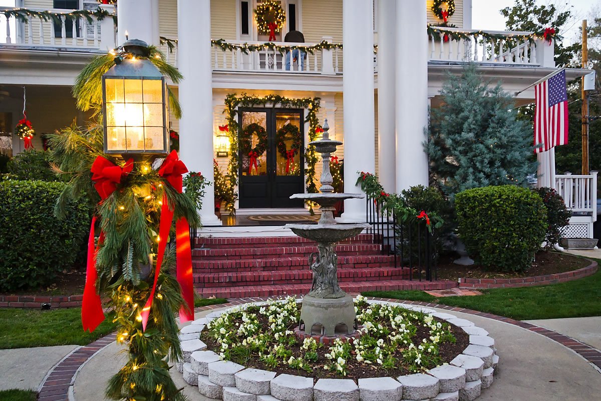 A Winter Corporate Retreat in Edenton: Work, Wander and Warm Up